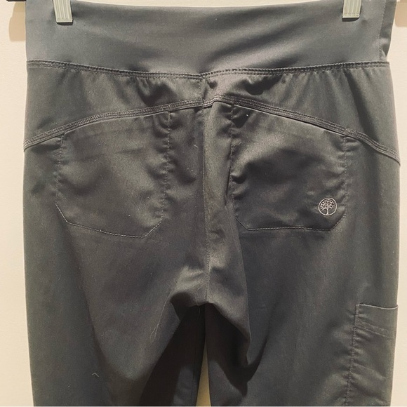 Purple Label Yoga by Healing Hands size XS STRETCH 6-pockets Jogger Cargo Scrubs - Picture 6 of 10